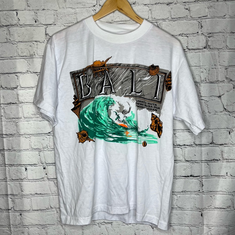 Vintage Bali Destination Graphic T-shirt Size Large